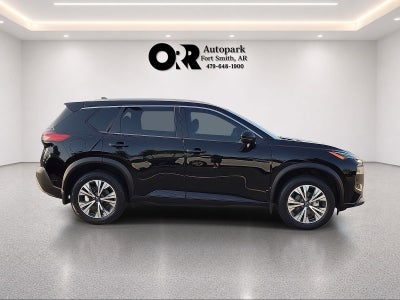 2022 Nissan Rogue FWD SV