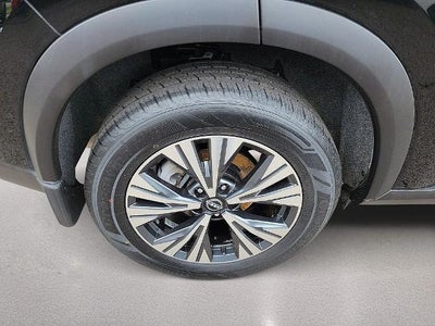 2023 Nissan Rogue FWD SV