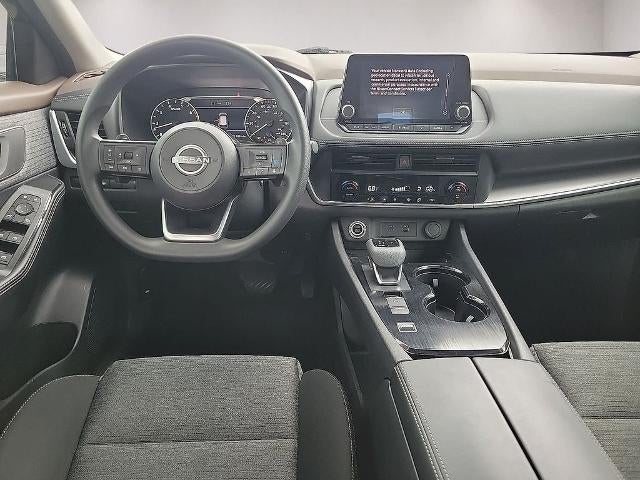 2023 Nissan Rogue FWD SV