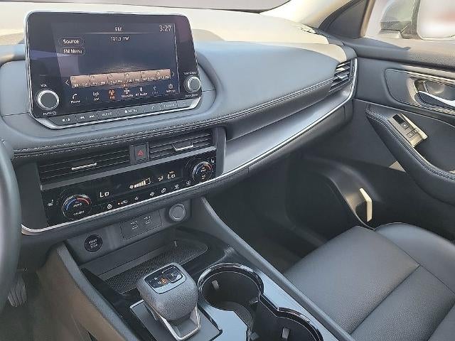 2025 Nissan Rogue AWD SV