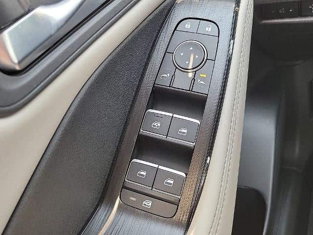 2025 Nissan Rogue AWD SL