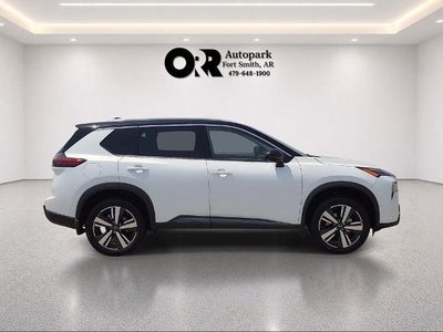 2025 Nissan Rogue AWD SL