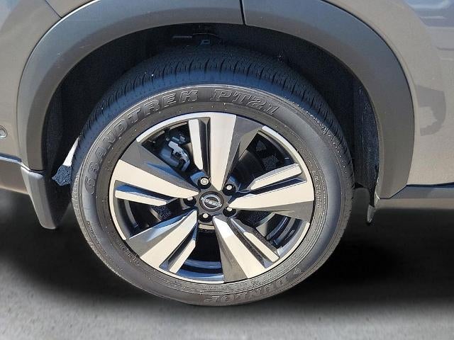 2025 Nissan Rogue AWD SL