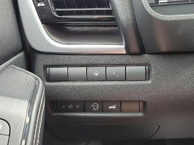 2023 Nissan Rogue FWD Platinum