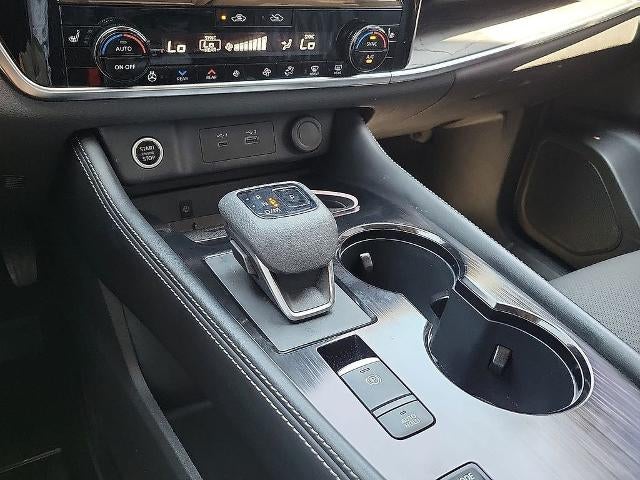 2023 Nissan Rogue FWD Platinum