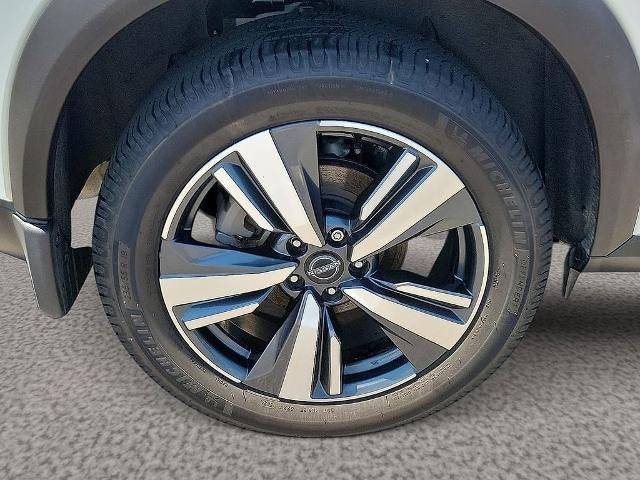 2023 Nissan Rogue FWD Platinum