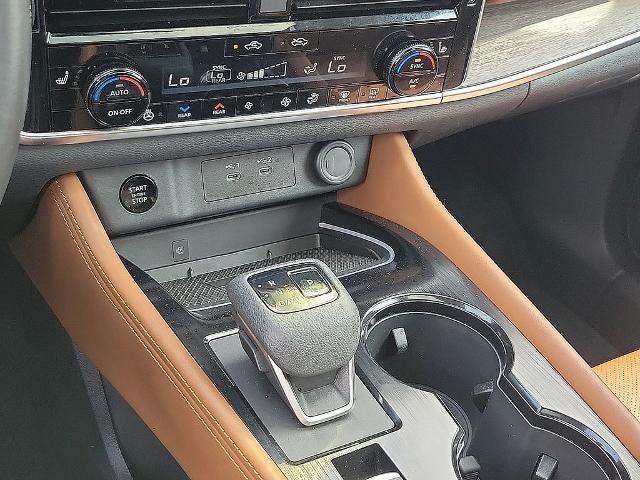 2024 Nissan Rogue AWD Platinum