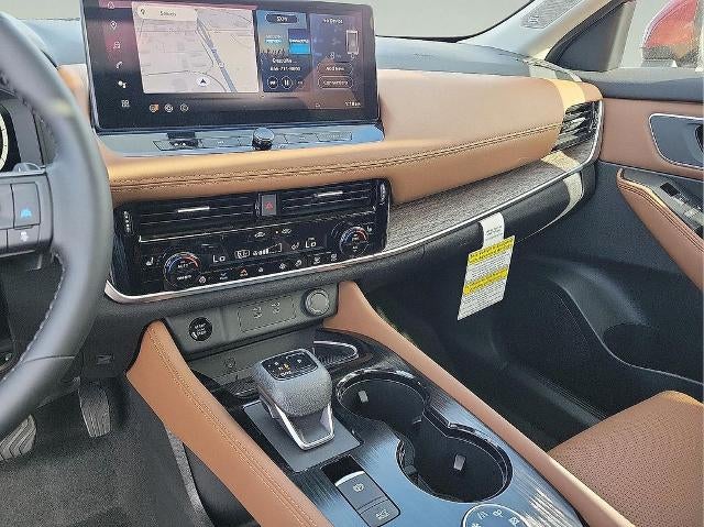 2026 Nissan Rogue AWD Platinum *Ltd Avail*