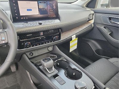 2026 Nissan Rogue AWD Platinum *Ltd Avail*