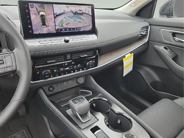 2026 Nissan Rogue AWD Platinum *Ltd Avail*