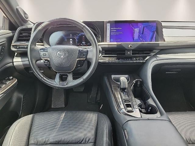 2024 Toyota Crown Limited AWD (Natl)
