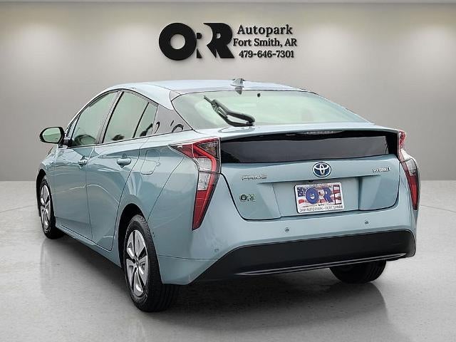 2018 Toyota Prius Two (SE)