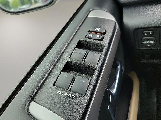 2022 Toyota 4Runner SR5 Premium 4WD (Natl)