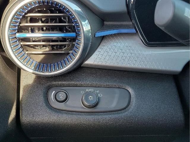 2025 Chevrolet Trax FWD 4dr LT