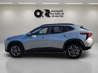 2025 Chevrolet Trax FWD 4dr LT