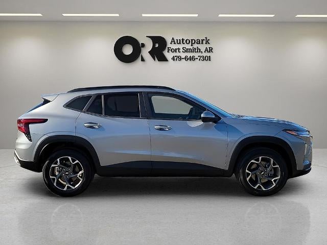 2025 Chevrolet Trax FWD 4dr LT