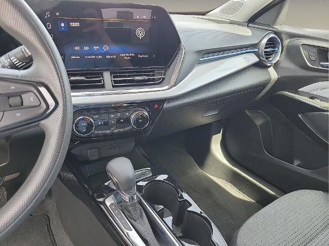 2025 Chevrolet Trax FWD 4dr LT