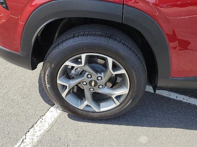 2025 Chevrolet Trax FWD 4dr LT