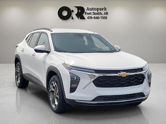 2025 Chevrolet Trax FWD 4dr LT