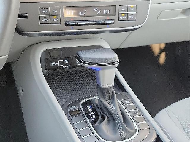 2024 Hyundai KONA SEL FWD