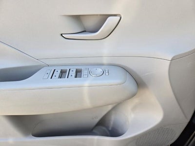 2024 Hyundai KONA SEL FWD