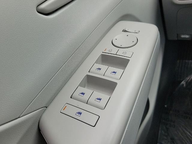 2025 Hyundai KONA SEL FWD