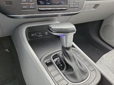 2025 Hyundai KONA SEL FWD