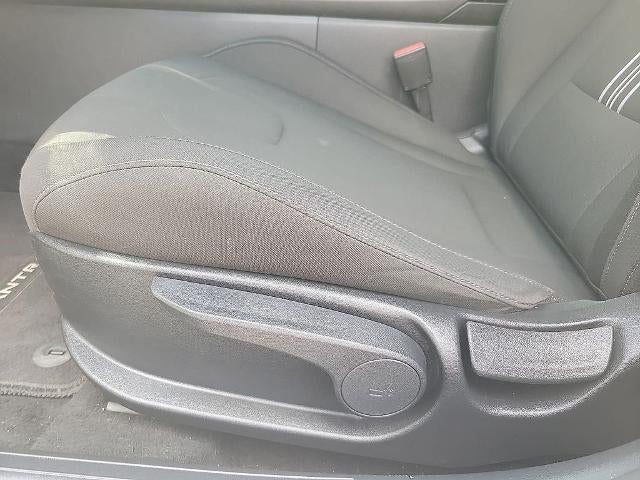 2024 Hyundai ELANTRA SEL IVT