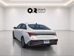 2024 Hyundai ELANTRA SEL IVT