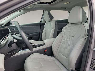 2024 Hyundai ELANTRA Limited IVT
