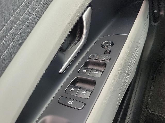 2024 Hyundai ELANTRA Limited IVT