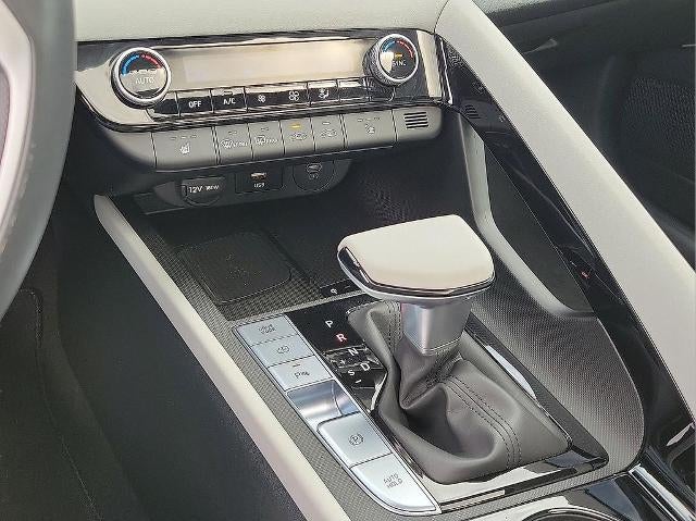 2024 Hyundai ELANTRA Limited IVT