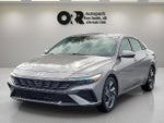 2024 Hyundai ELANTRA Limited IVT