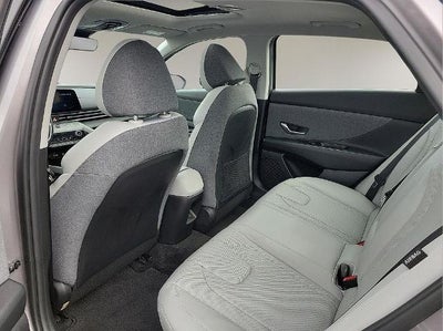 2024 Hyundai ELANTRA Limited IVT