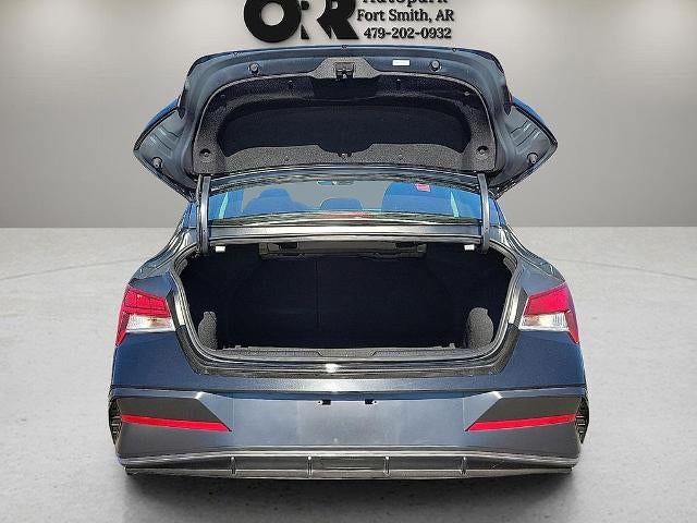 2025 Hyundai ELANTRA SEL Convenience IVT