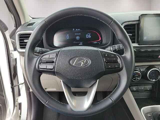 2025 Hyundai VENUE SEL IVT