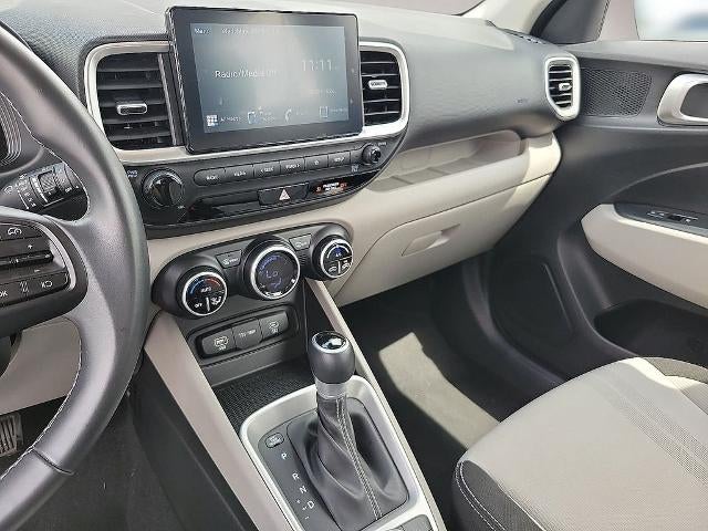 2025 Hyundai VENUE SEL IVT