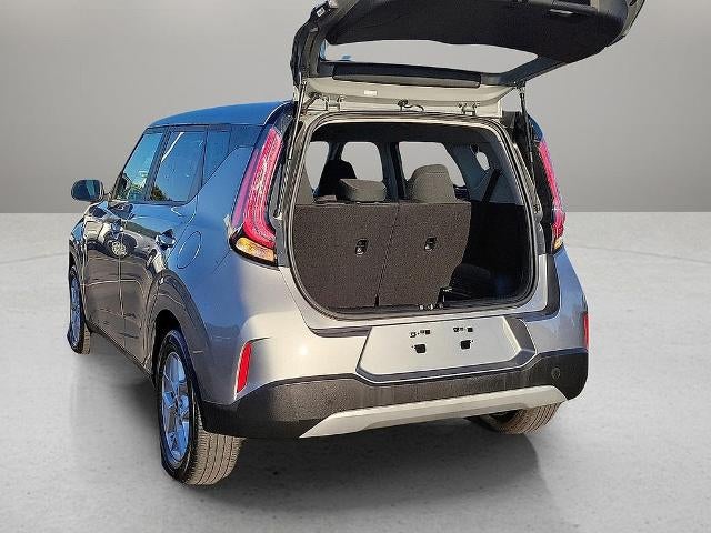 2024 Kia Soul LX IVT