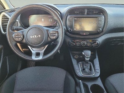 2023 Kia Soul LX IVT