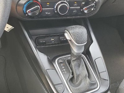 2024 Kia Soul LX IVT