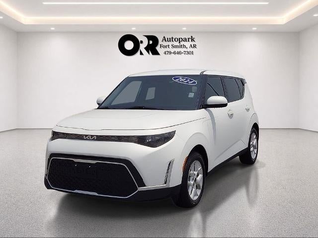 2024 Kia Soul LX IVT