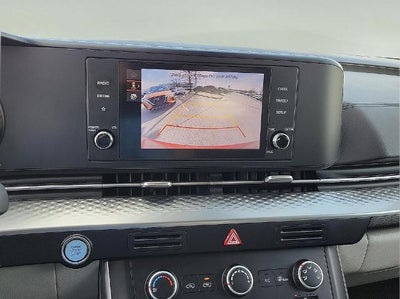 2024 Kia Carnival LX FWD