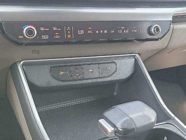 2025 Kia Carnival LXS FWD